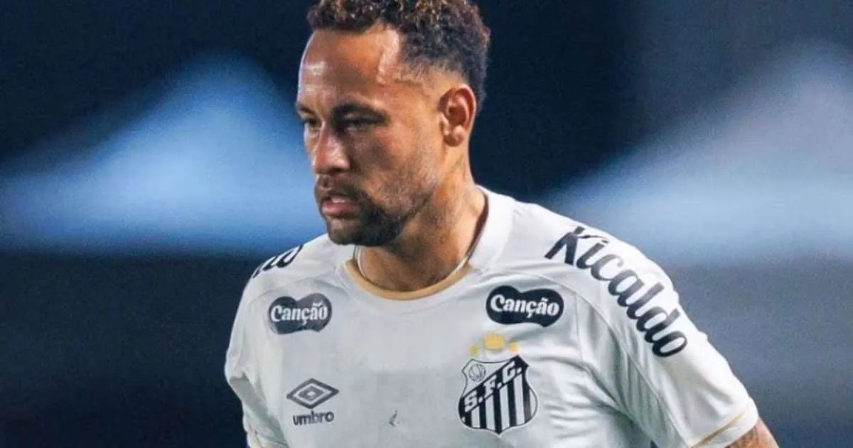 Dúvida sobre Neymar no gramado sintético