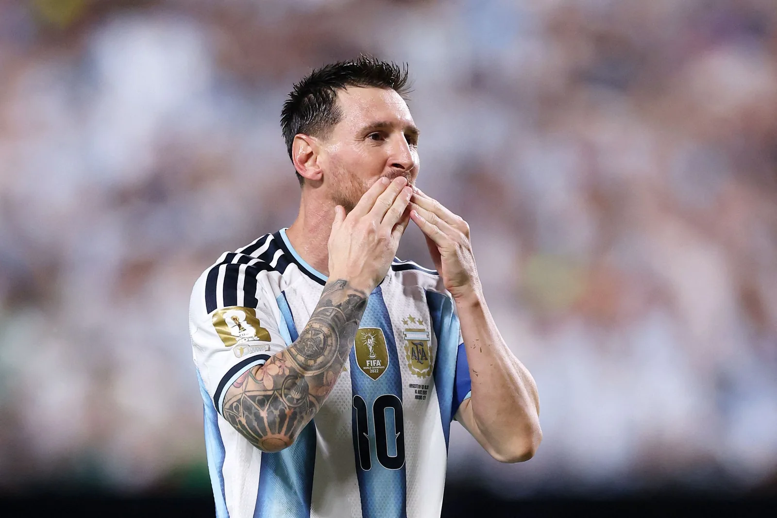 Pai de Lionel Messi morre aos 68 anos na Argentina
